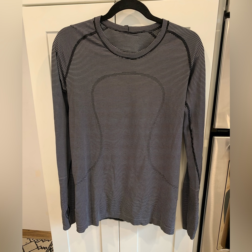 Lululemon Swiftly Tech Long Sleeve Black/White Striped sz 10